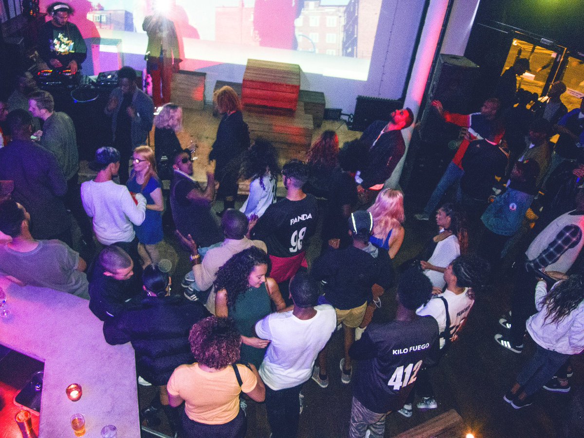 purewaaax's tweet photo. It was you that made Saturday a true celebration 🎈 https://t.co/oXastovpE4