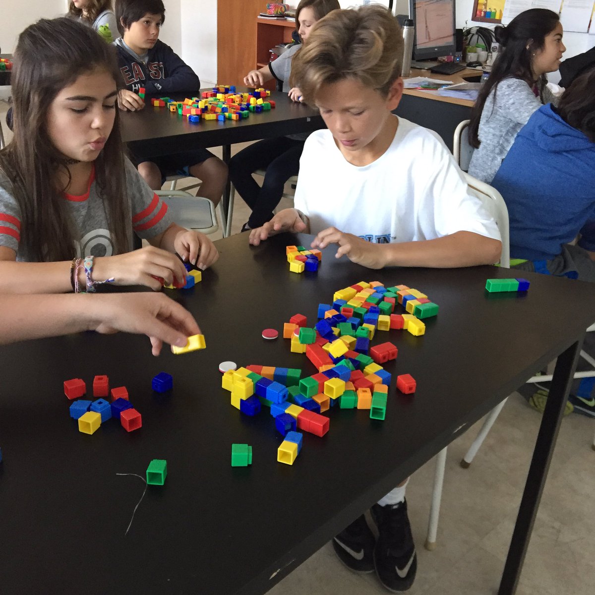 straffondan's tweet photo. Grade 6 students learning fractions with blocks #aelms #aelincoln https://t.co/0JZiVsKCEl