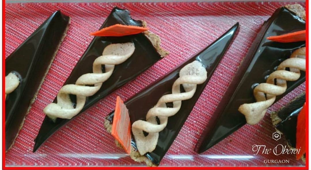 snigga97's tweet photo. Try traditional desserts here at The Oberoi Gurgaon. 
@OberoiGroup #OberoiDirect https://t.co/tUXjSILcx0