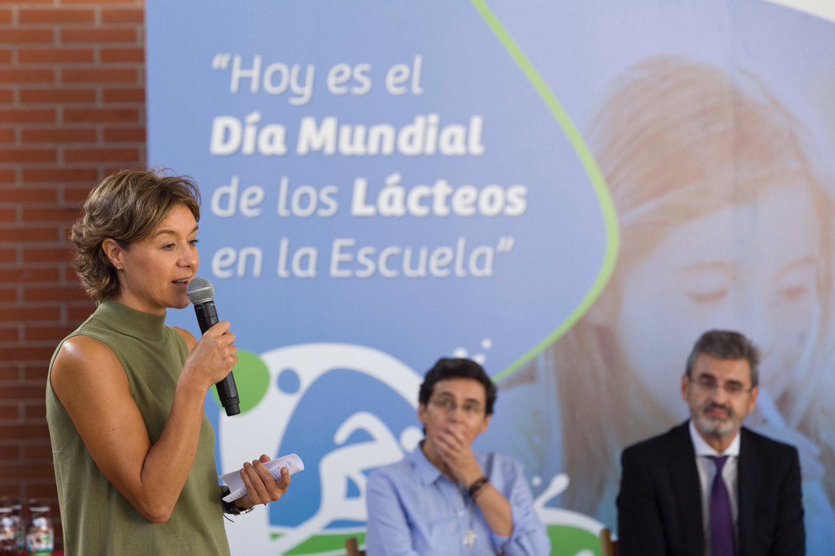 gobmapa's tweet image. García Tejerina anima a los escolares a combinar una alimentación equilibrada con la actividad deportiva #DMLE magrama.gob.es/es/prensa/noti…