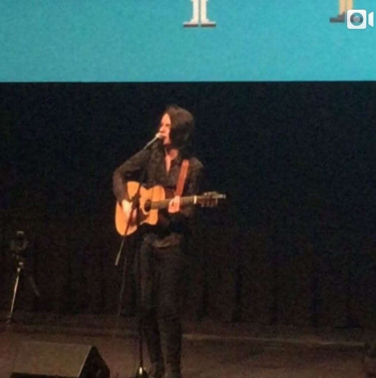 toroamos's tweet photo. #FerdiaWalshPeelo performing #TheRiddleOfTheModel at TIFF. Short but closer one to the stage. https://t.co/xHZTn8UWKX https://t.co/TjpbUR8l5t