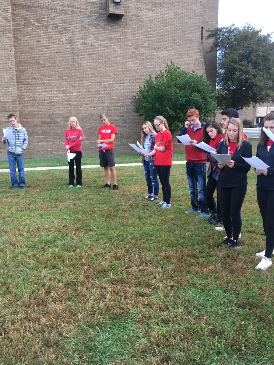 CollinsvilleFCA's tweet photo. #SYATP2016 #prayfortray #FCA https://t.co/SFaODpCbqu