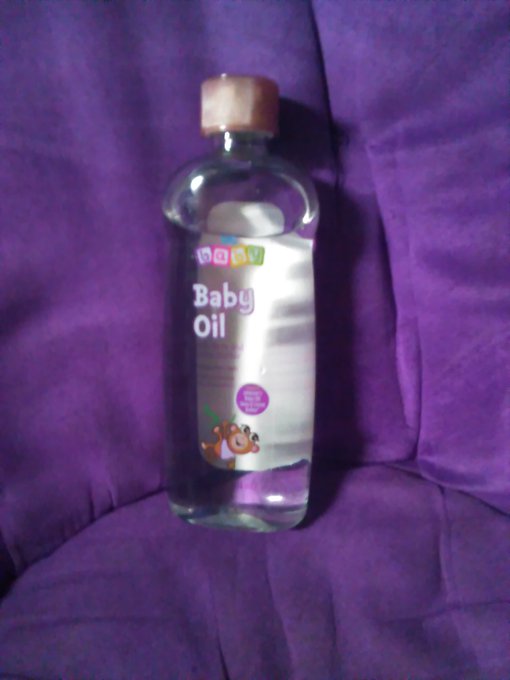 Poor bottle of baby oil https://t.co/3t0zqjRX6Y<a href="/tag/ebony"class="tags"><span>#ebony</span></a><a href="/tag/paypigs"class="tags"><span>#paypigs</span></a><a href="/tag/paypigwanted"class="tags"><span>#paypigwanted</span></a><a href="/tag/bustygoddess"class="tags"><span>#bustygoddess</span></a>