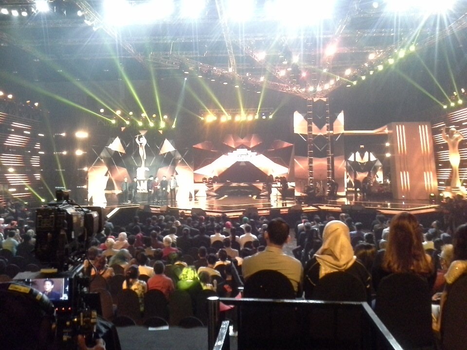 Artis Duo/Grup/Kolaborasi Rock Terbaik #AMIAwards19th <a href="/iwanfals/">VL</a> featuring <a href="/NOAH_ID/">NOAH</a> (Yang Terlupakan) <a href="/MusicaStudios/">Musica Studio's</a>