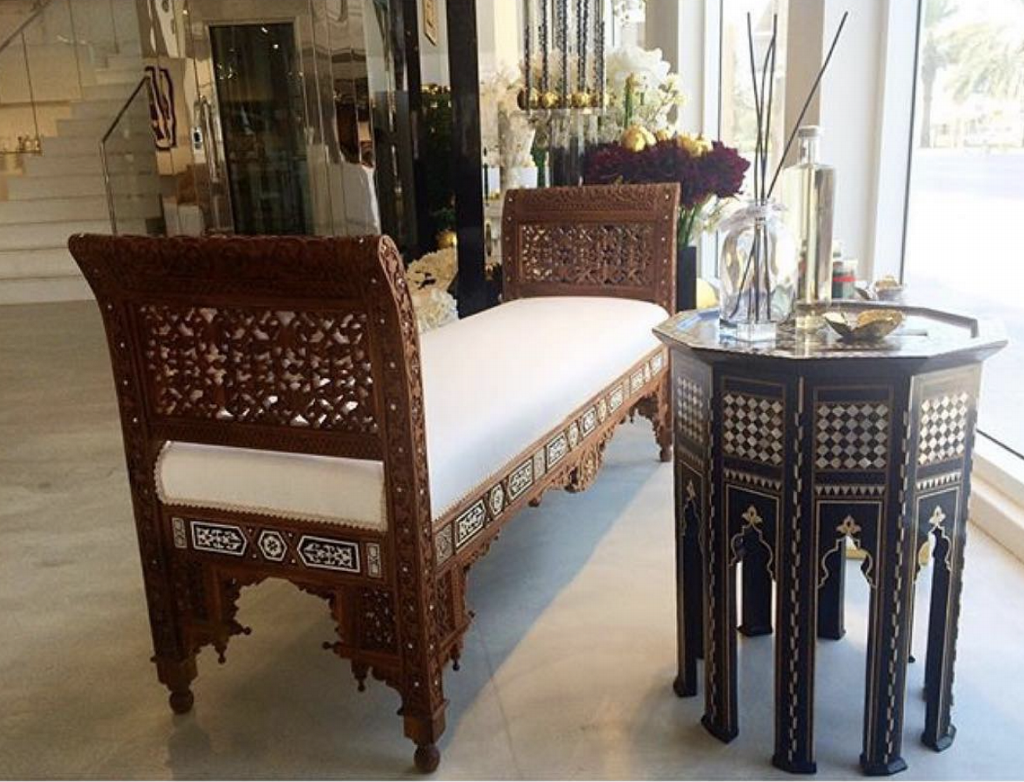 ETQAANDesigns's tweet photo. We complement authentic #heritage with cutting-edge contemporary #design
#DXBDW #DXBDW2016 #dtd2016 #downtowndesign #dubaidesignweek #etqaan https://t.co/cnAxEkwNsy