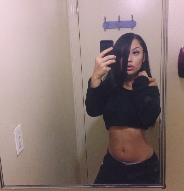 ashlaeskye's tweet photo. 🍭 https://t.co/hsmlzsTgrr