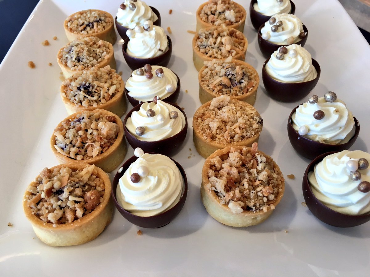 Cutest bite sized apps from <a href="/Fourk440/">Fourk at 440</a> for a pop of sweetness