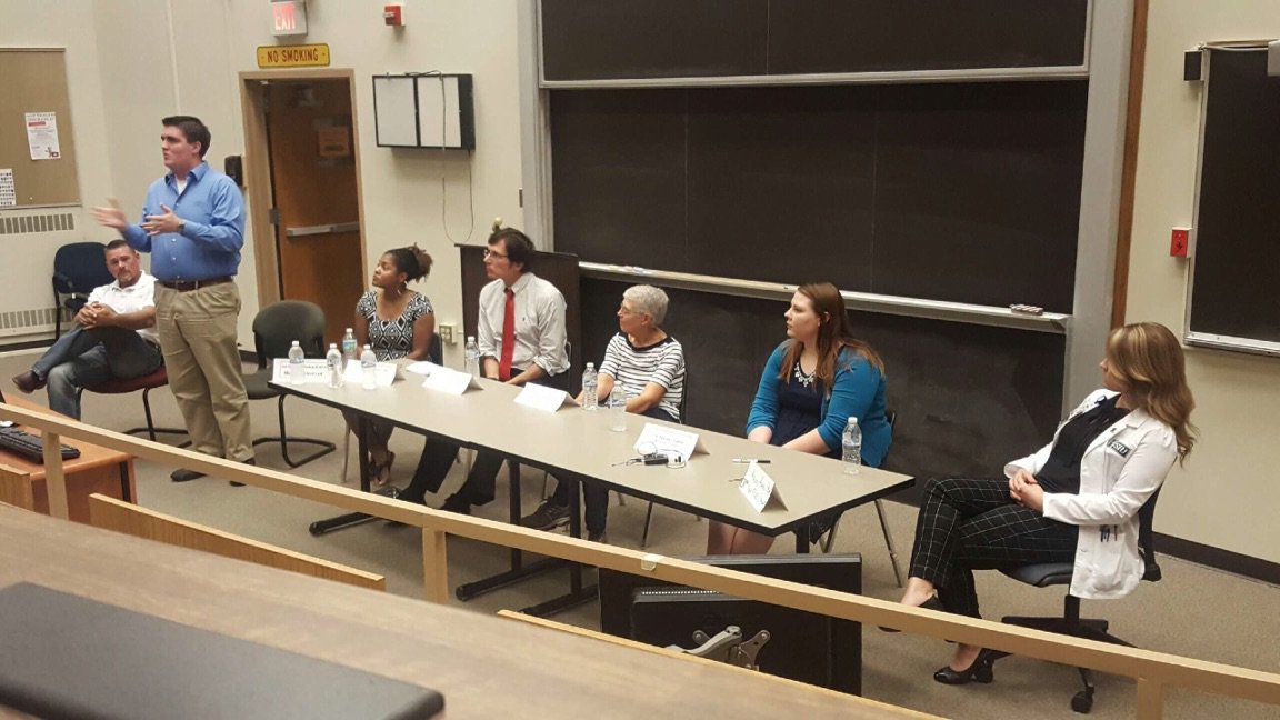 Great insight on future career paths at our #Student #Rural #Careers #Forum at @UICOMUrbana  last Saturday. Kudos to <a href="/ilahecnetwork/">Illinois AHEC</a>