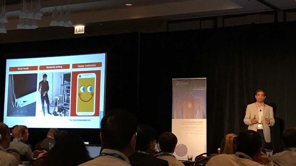 3DS_Shikta's tweet photo. How reliable are our handheld devices? Find out more at #centralrum2016 on what @motorola has to say! https://t.co/pu5nc3Bl15