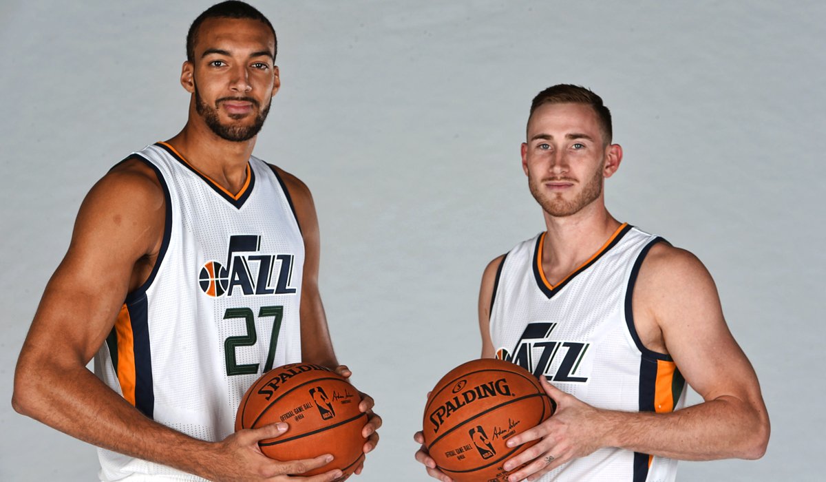 Locked on Jazz - Day 1 of Training Camp  Listen: bit.ly/2d9Om42 🎙 https://t.co/q3E7Pue3mf