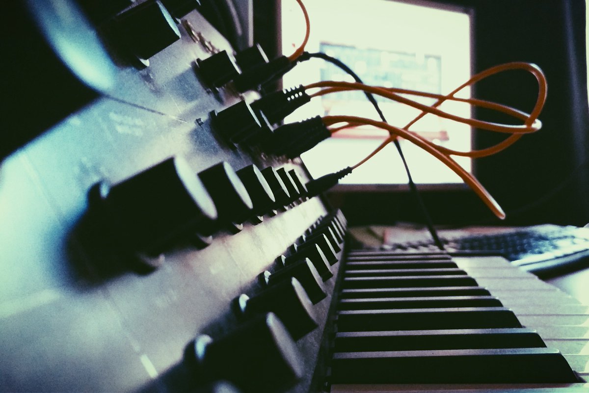 The producer of Ambient House Sounds using their <a href="/KorgUK/">Korg UK & Ireland</a> MS-20 during the creation of the pack: bit.ly/ambienthouseso…