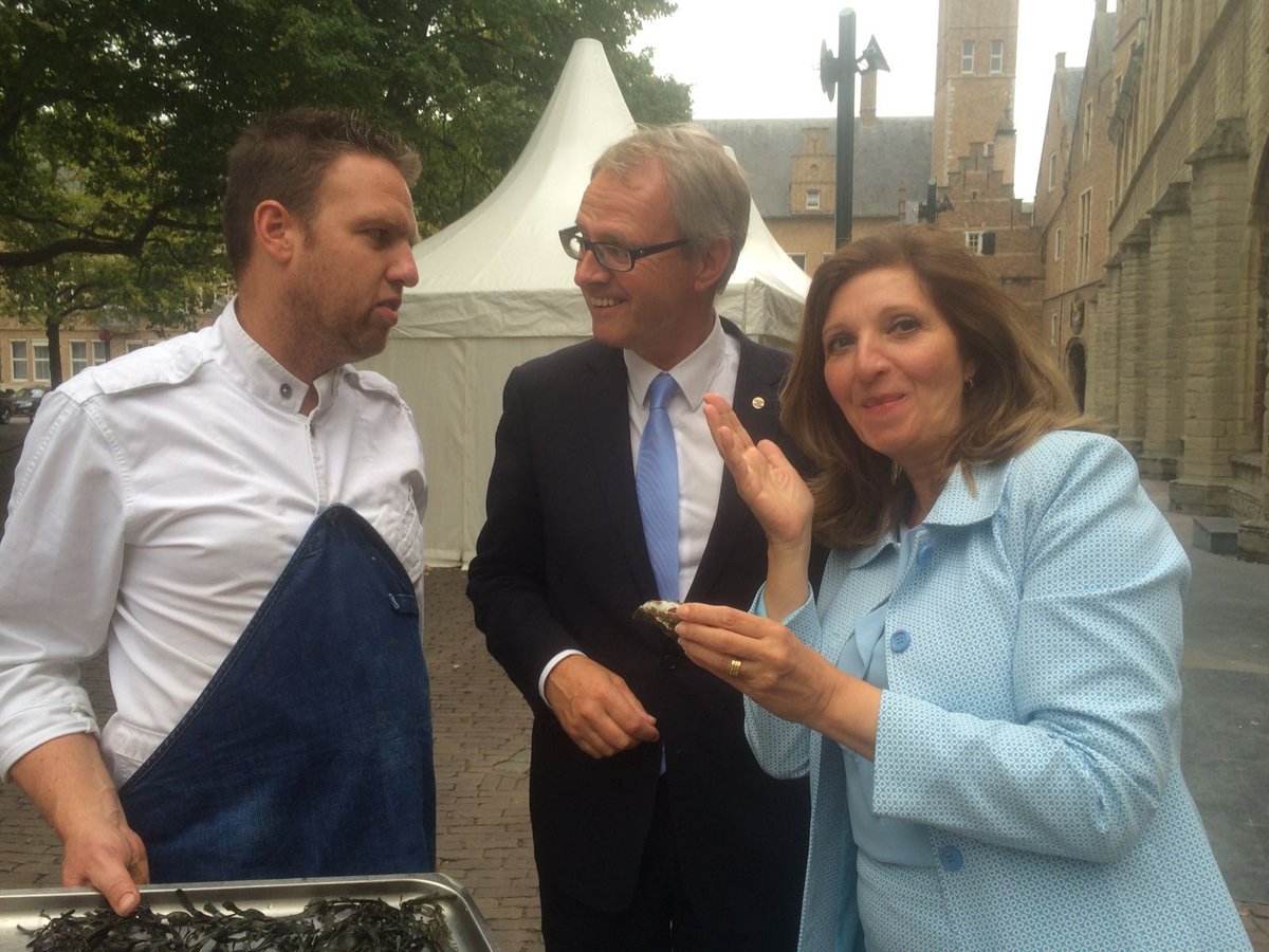 Het #oesterseizoen gaat van start! Ambassade aanwezig bij <a href="/Oesterpartij/">Oesterpartij</a> waar BE en NL stakeholders elkaar vinden