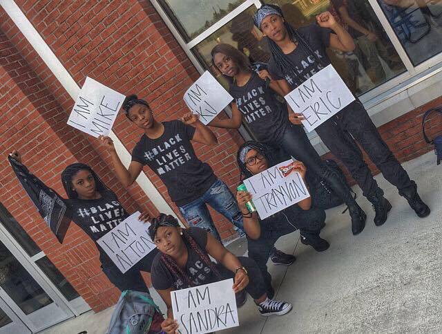12AmOrganDonor's tweet photo. Moultrie lit😩👌🏾. 
#blacklivesmatter
#229Family https://t.co/ajwgP8rMdl
