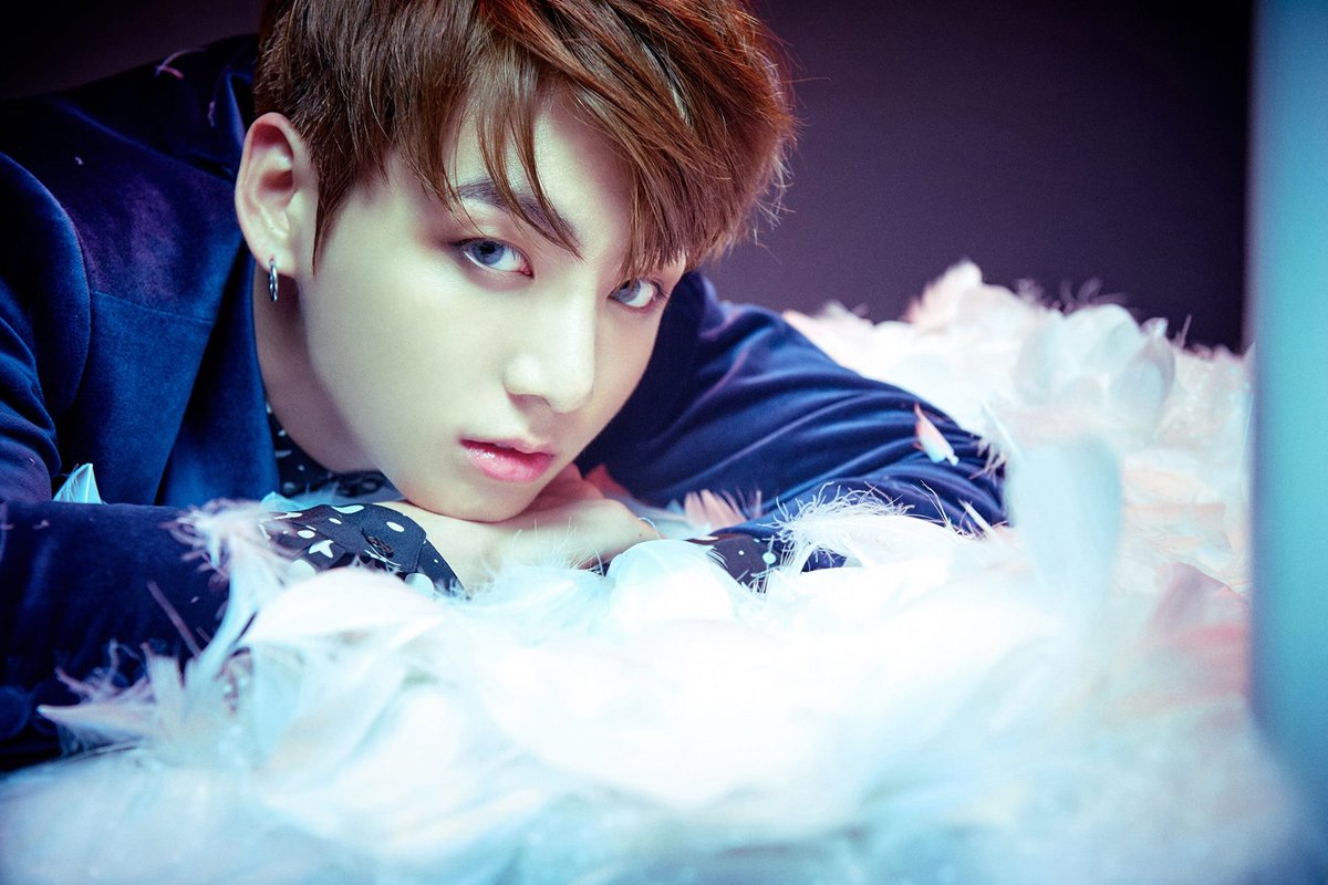 joannaguilaaaa's tweet photo. Loving those eyes!!!!!!!  @BTS_twt Can't wait for the comeback!!!!!! #EyeAppreciation #BTS #WINGS #OvariesPleaseBePrepared https://t.co/t8RWy89wzj