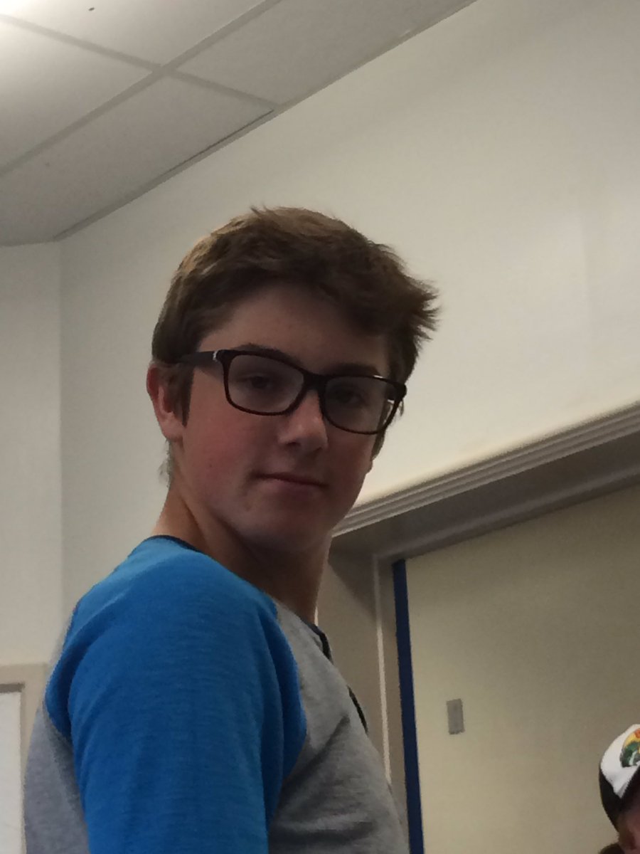 KyleGarde's tweet photo. When you see da perfect nerdett https://t.co/l8FI2Jyuoc