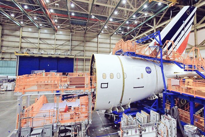 GlobalAvGeek's tweet photo. Le premier #B787 pour @airfrance  sera le 500e #Dreamliner produit par @Boeing . Livraison est prévue avant la fin de l’année #AvGeek https://t.co/CVSVwJwNvh