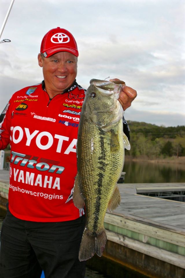 terry_scroggins's tweet image. Anyone else ready for fall fishing?!? @Toyota @tritonboats @YamahaOutboards @Carhartt #outfishthemall #LetsGoPlaces @TeamToyota