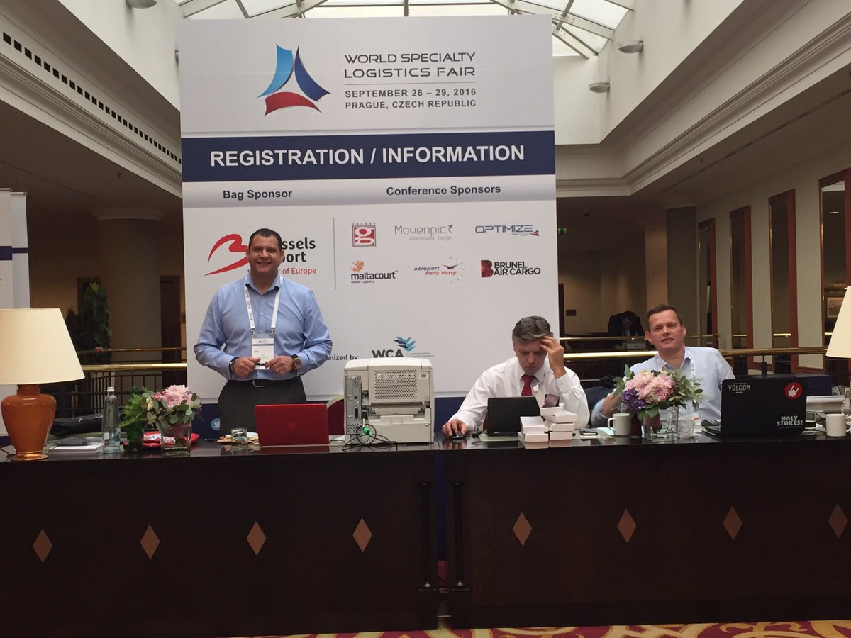 WSLogisticsFair's tweet photo. Collect your one on one meeting scheduled from our friendly crew again tomorrow morning from 09.30am #WSLF2016 😄 https://t.co/OKUovj5fwk