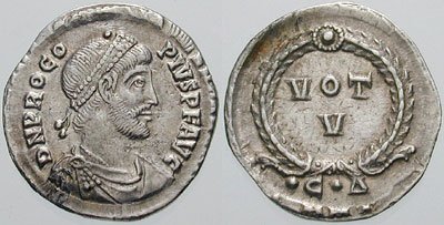whencyclopedia's tweet photo. Today in 365 CE: Roman usurper Procopius bribes two legions passing by Constantinople, &amp; proclaims himself Roman emperor. 

Photo: CNG https://t.co/h1Or7iqQJS