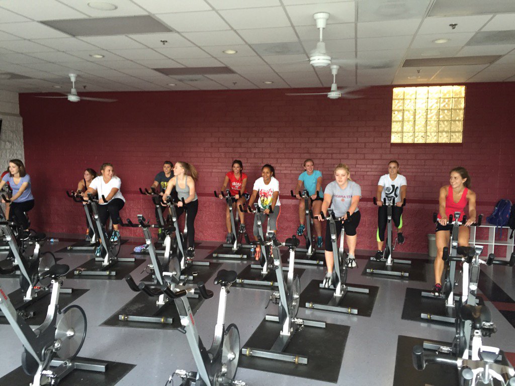 janetJlbaker4's tweet photo. LCA Women's Strength Class cycles at Jamerson Y #pushpoint @LCABULLDOGS @janetJlbaker4 https://t.co/rnDPSNi5PP