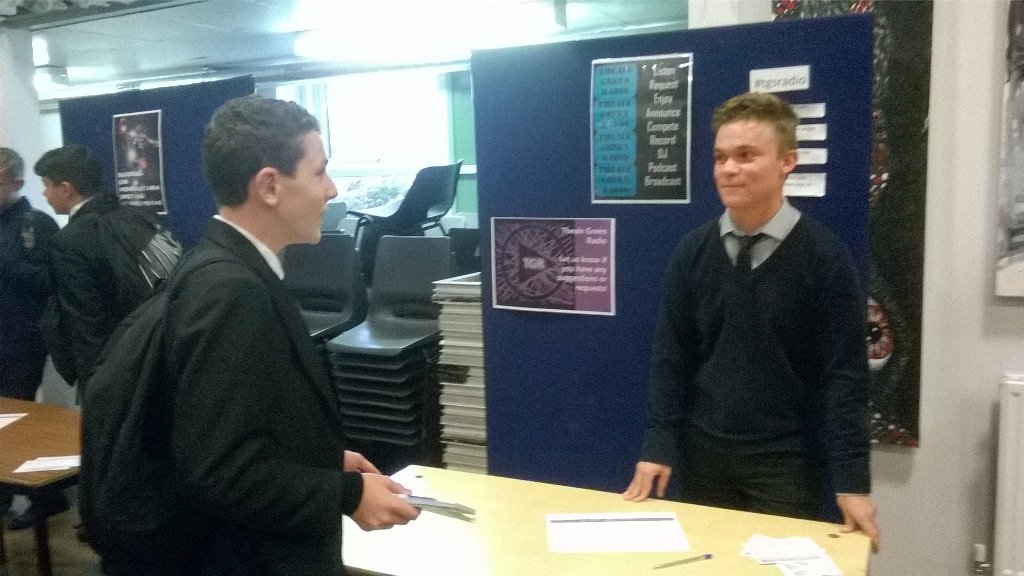 TGS_Engage's tweet photo. Tune in to Theale Radio. #tgsclubs https://t.co/WLJXkvTIE8