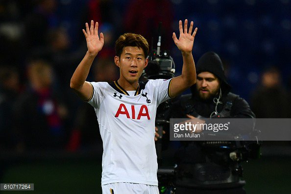 thestoppagetime's tweet photo. Son Heung-min or #Sonaldo is simply on fire for #COYS. A completely different player from… https://t.co/BAsjMR521R https://t.co/3Jkvq3FhAq
