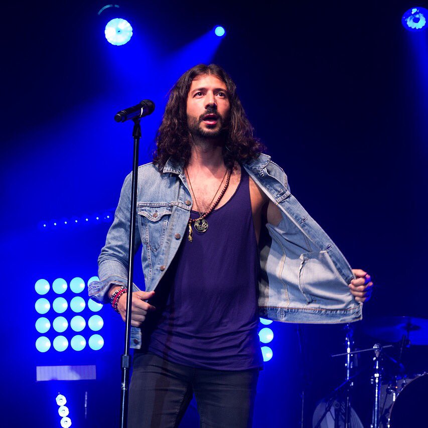 ournameisMAGIC's tweet image. When I see you with your #RedDress on