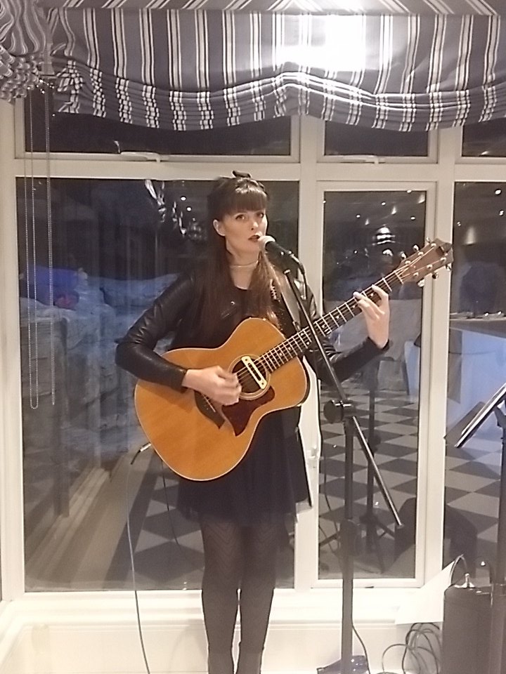<a href="/GracedelaHunt1/">Grace de la Hunt</a> amazing voice #12ACafe #lovecapetown #explore12a
