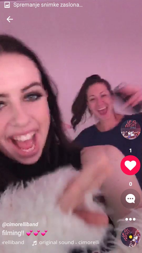 CimCroUpdates's tweet image. Cure UPRAVO snimaju 'I know you know it'🙌🙌 (via musical.ly)
