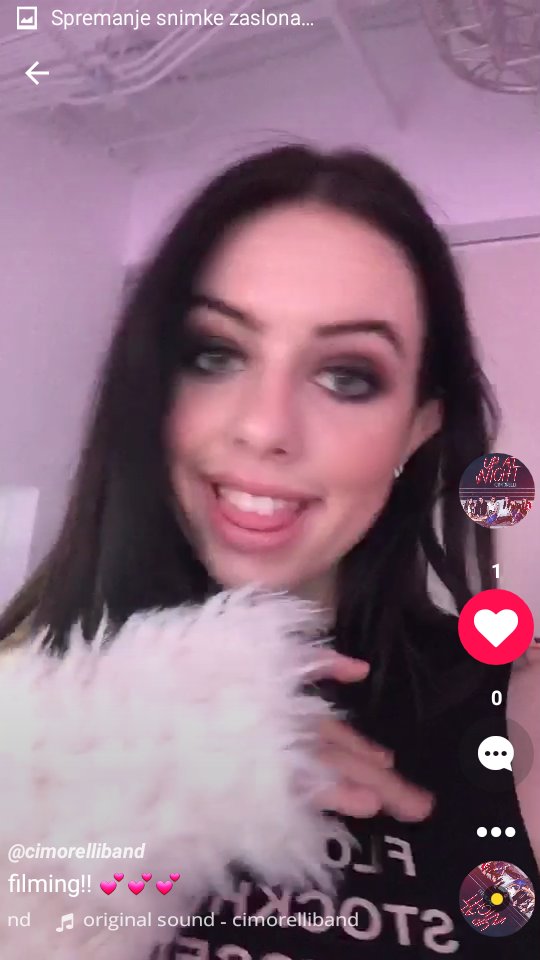 CimCroUpdates's tweet image. Cure UPRAVO snimaju 'I know you know it'🙌🙌 (via musical.ly)