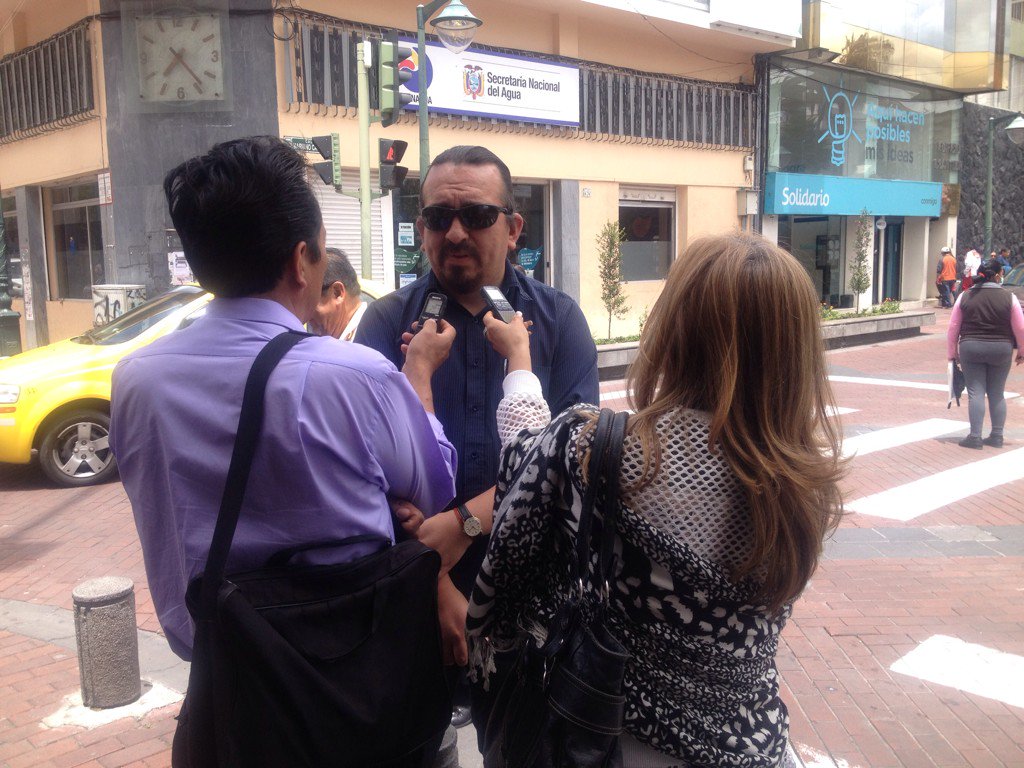TungurahuaCpccs's tweet photo. @CPCCS #Tungurahua invitando a deliberación #LeyOrganicaDesarrolloArtesanal e inscripción CS designación #FiscalEC https://t.co/Ozc2HDwKdy