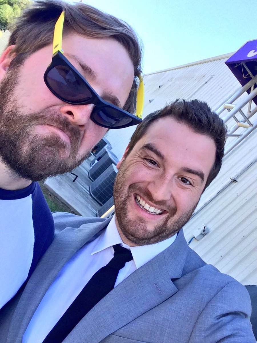 TheMilesLuna's tweet image. Two "classy" gentlemen.
