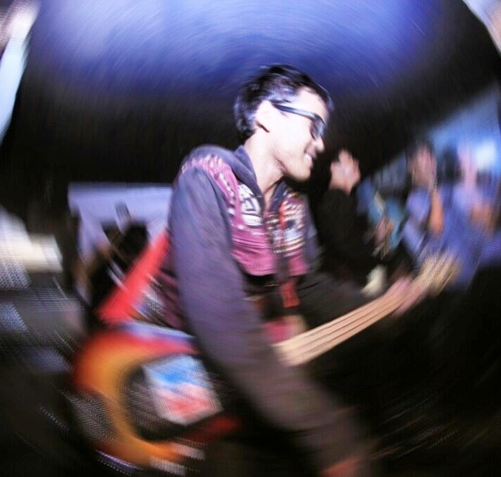 shidockkk's tweet photo. Sulit memejamkan mata https://t.co/sApLRTqziG