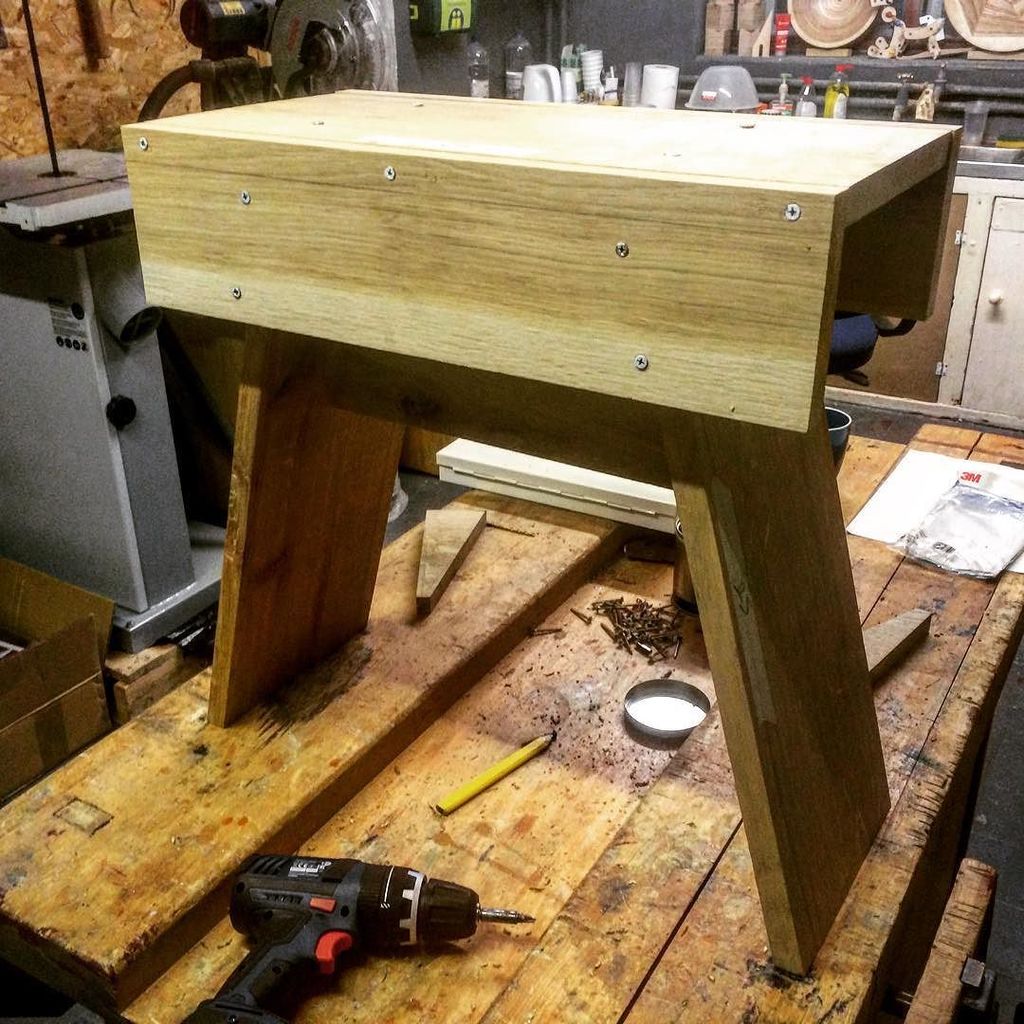 #prototype #weavers #stool made from an #oak #board using only a #chopsaw . So many option… ift.tt/2cCgR6x