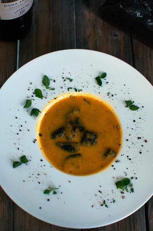 WabiFoodBlog's tweet photo. Carrot and ginger soup with crouton from carob and flax seed flour bread - Καροτόσουπα με τζίντζερ με κρουτόν από ψ… https://t.co/uBz42QVXiz