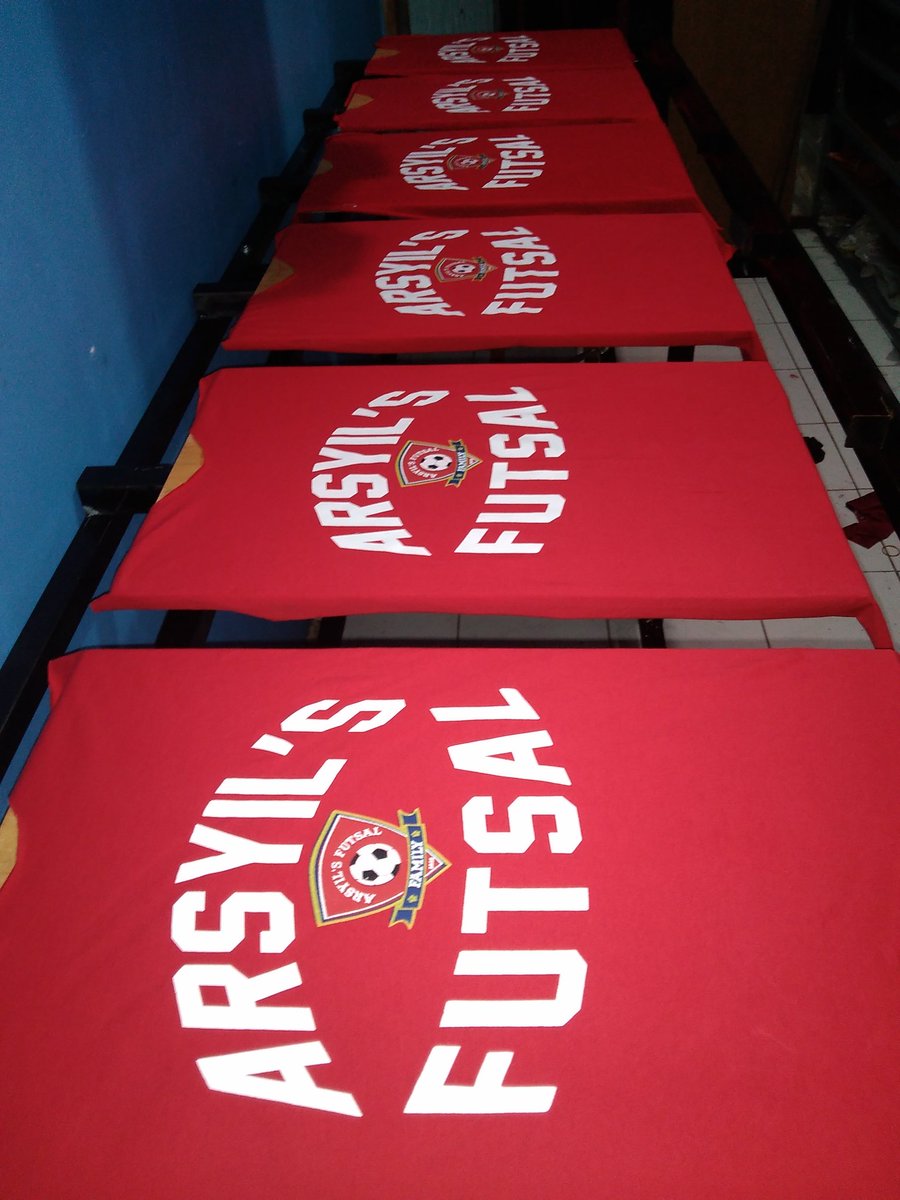 FandiAch08's tweet photo. Print print !!!! #sablon #sablonkaos #bikinkaos #kaoscustom #kaos #rubber #plastisol #depok #indonesia https://t.co/9GzJaYOmsG