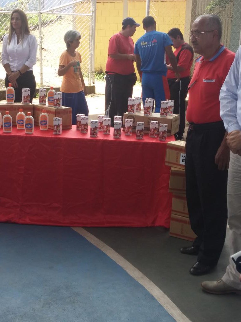 U.E.B.Alianza Unida y en apoyo en la salud de nuestros niños <a href="/dfs25sc/">dfs25sc</a> <a href="/MunicipioSC/">SalaSanCristóbalZET</a> <a href="/SilvaEleazarL/">Eleazar López Silva</a>