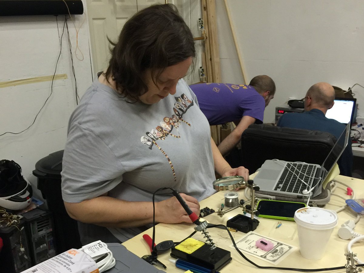 makersofno's tweet photo. We hope you can make it tonight for some pizza, beer and Maker fun from 7pm-10pm inside ArtEgg Studios #MakersNight #MakersOfNO #nolatech https://t.co/aSduVYn8KJ