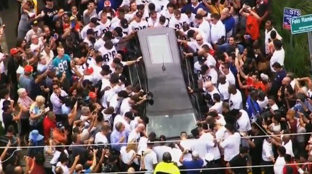 BleacherReport's tweet photo. Teammates lead the way at Jose Fernandez’s memorial service #RIPJoseFernandez https://t.co/hOBqtCn4kM