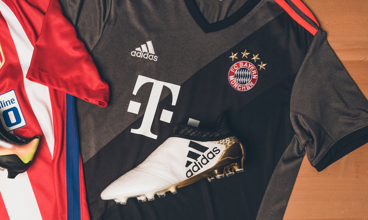 soccerdotcom's tweet photo. #UCL Giveaway!

If @FCBayern win today, we'll give away an away jersey + a pair of new @adidassoccer #X16's! RT and follow to enter! https://t.co/vfYrCX8OWF