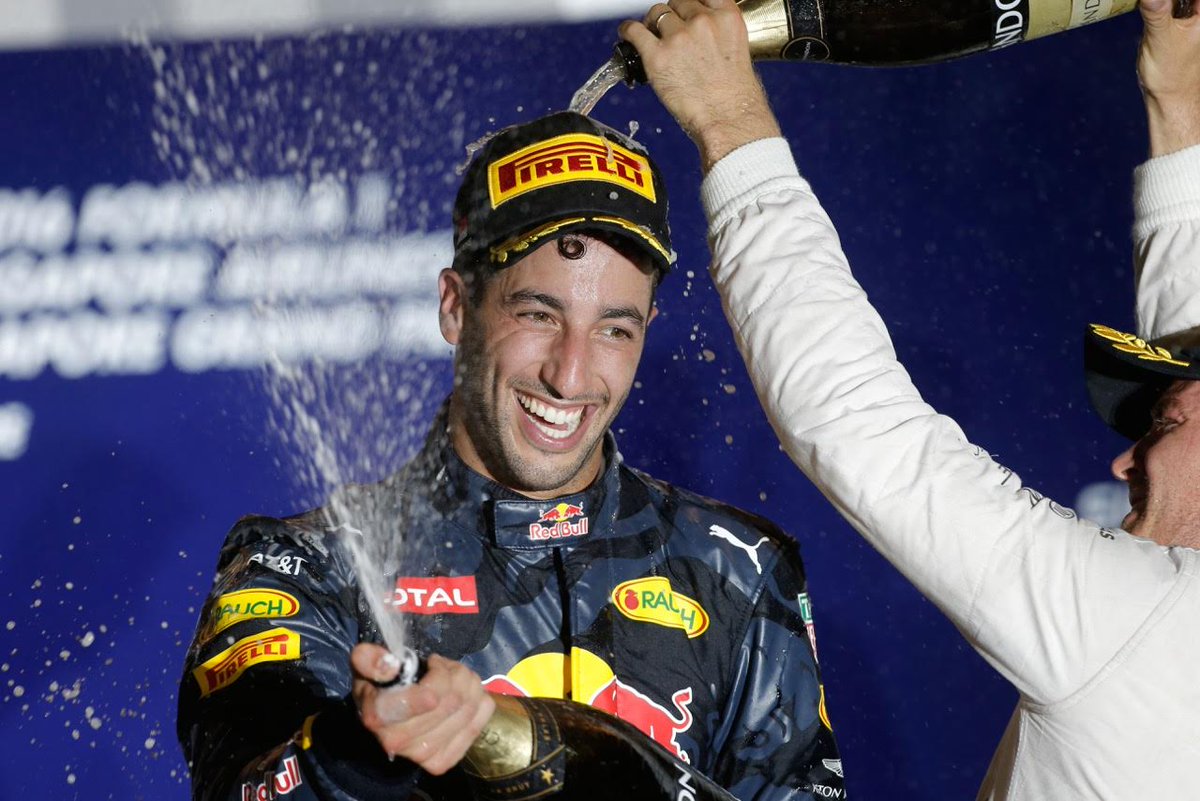 EBFormula1's tweet image. This Sunday come join us for the Malaysian Grand Prix! Chances to win one of these beautiful photos in our raffle! 9am pre-race, 10am race.