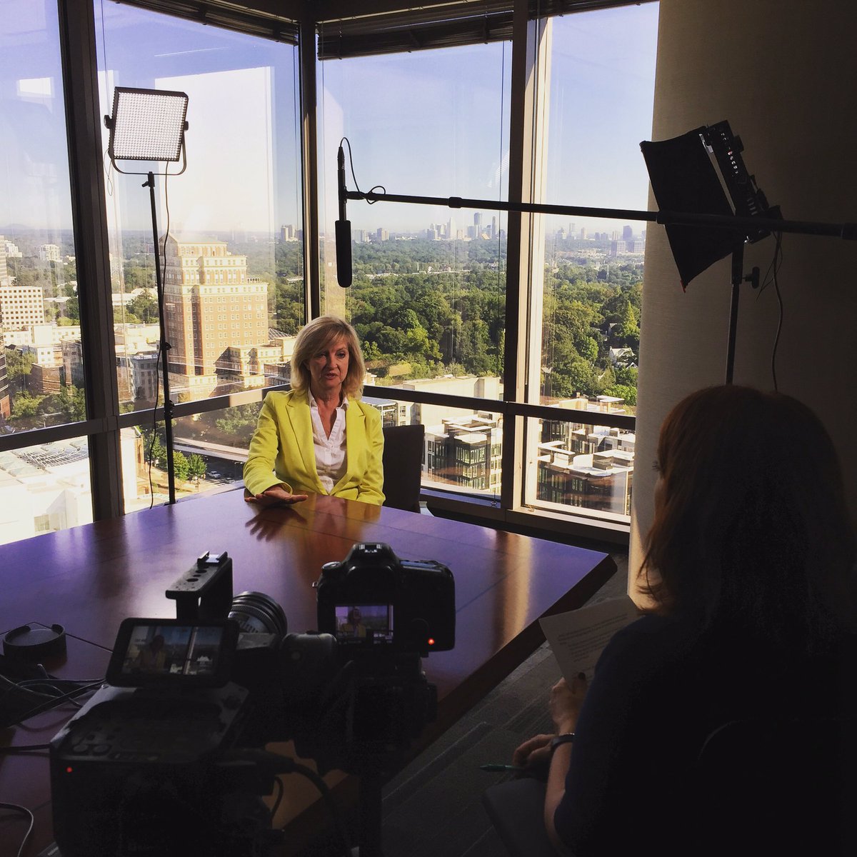 In Atlanta today with client, <a href="/RSMUSLLP/">RSM US LLP</a>, and retail marketing specialist, @cathyhotka. #atlanta #thoughtleadership #videoproduction #bts
