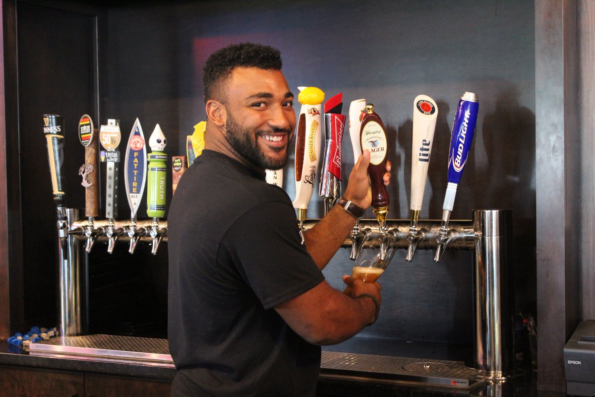 JaxTavern's tweet photo. Happy #NationalDrinkBeerDay! We've got great craft beers on tap and all your other favorites too. Stop in for a cold one after work! https://t.co/UXa9v4cMa2
