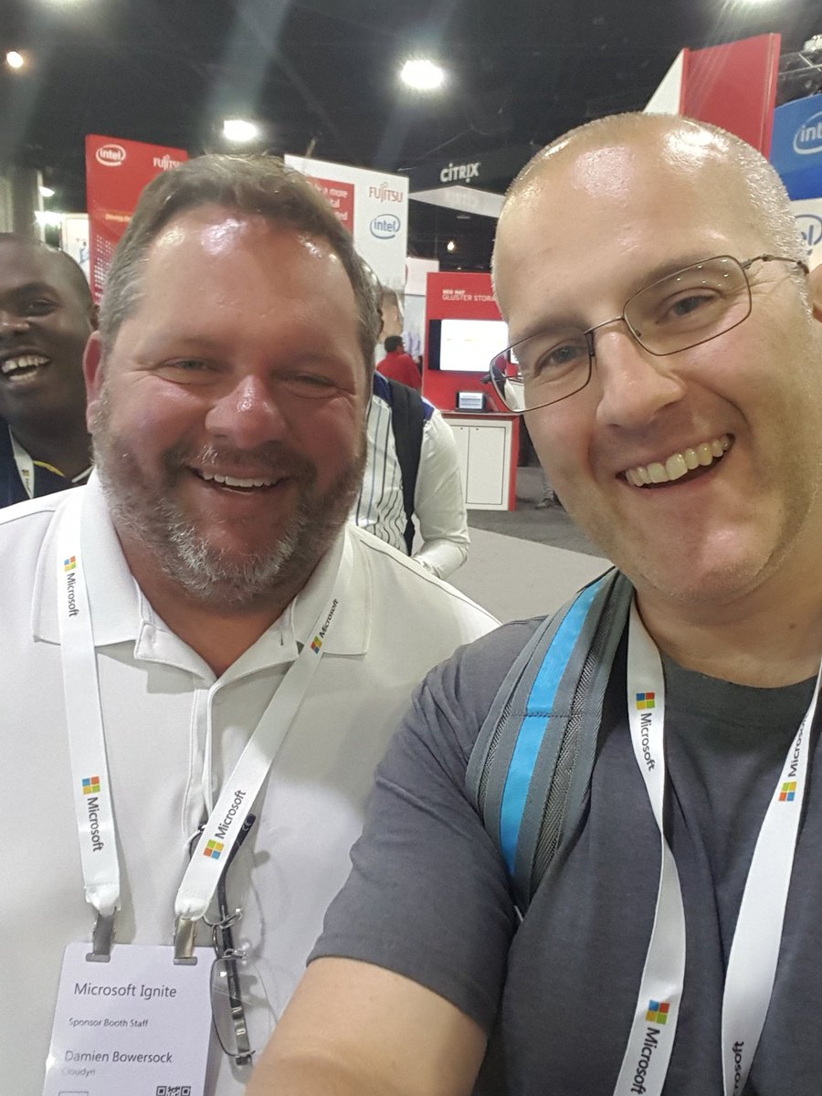 SimmiJons's tweet photo. @cloudyn_buzz
#MSIgnite
#cloudynVR https://t.co/YHRCMN0iAx