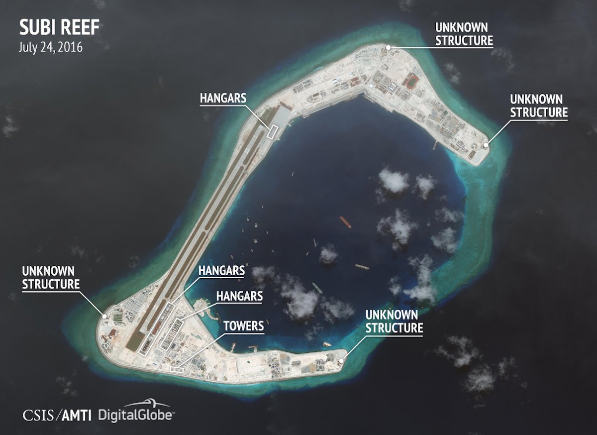 amanda_m_macias's tweet photo. Look at these satellite images and you'll know that 'China has every intention of militarizing the Spratly Islands’ https://t.co/VbHy9AKZw8 https://t.co/CStdZx0pdv