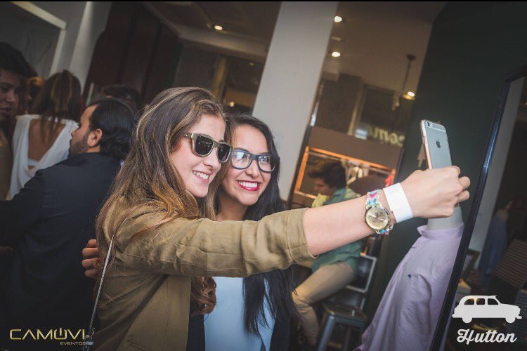 solo_ful's tweet photo. Fotos de #vfno2016 en #huttonStore para @camovieventos con @Badjokerzdjs 
Mas en https://t.co/ivRIa7dBEz  #camovieventos #fashion #fotografo https://t.co/D2aMDXytwj