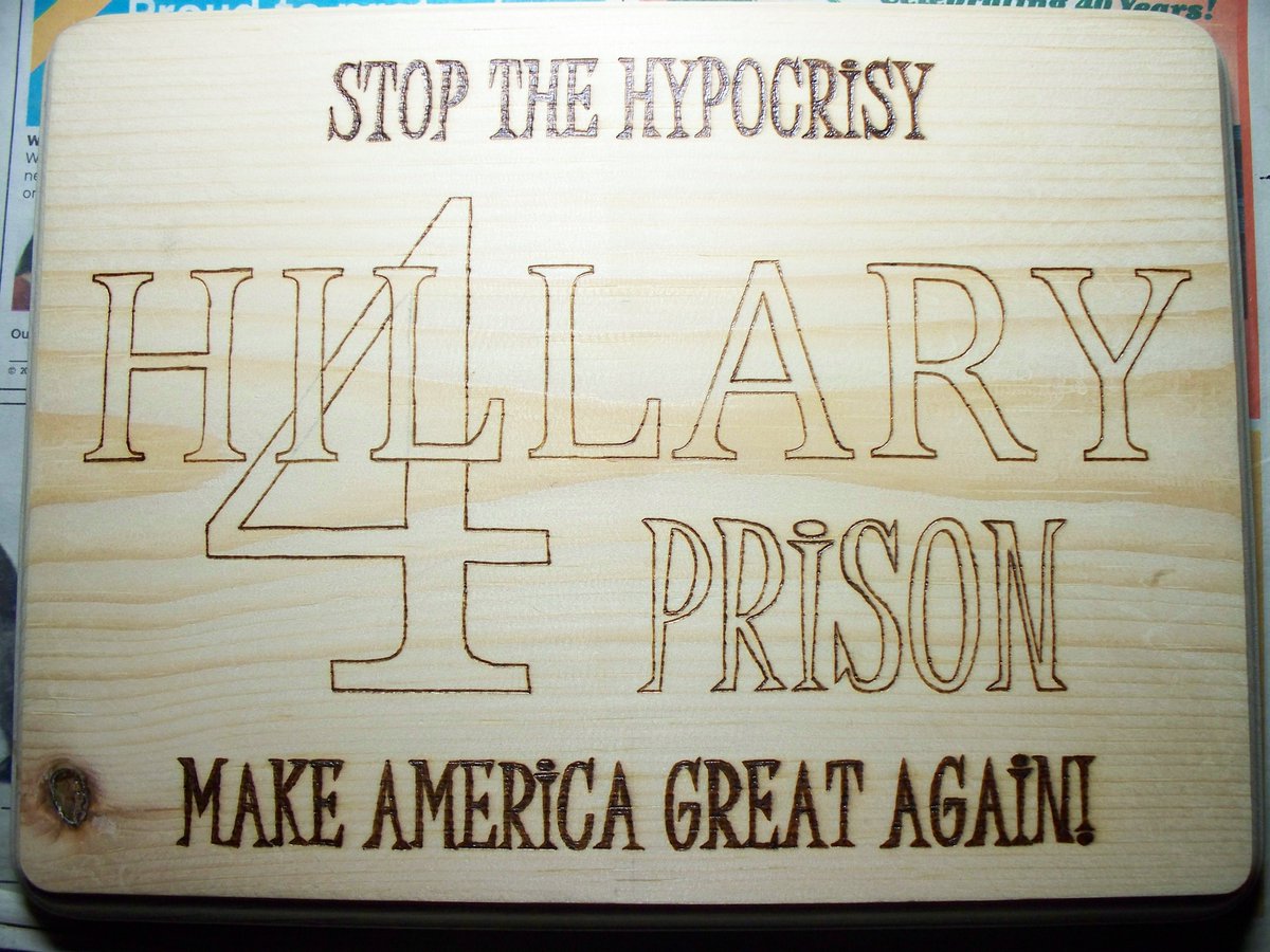 Motivated2insp_'s tweet photo. @EconomyWrld #Hillary4Prison #StopTheHypocrisy #OneManWithCourageIsAMajority #GovtIsAMafia https://t.co/v0AZyInQhl