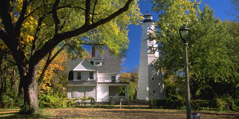 ARTICLE: Undeniably Unique Ways to See Fall Color in Wisconsin >> bit.ly/2d5cIuA #TravelWI