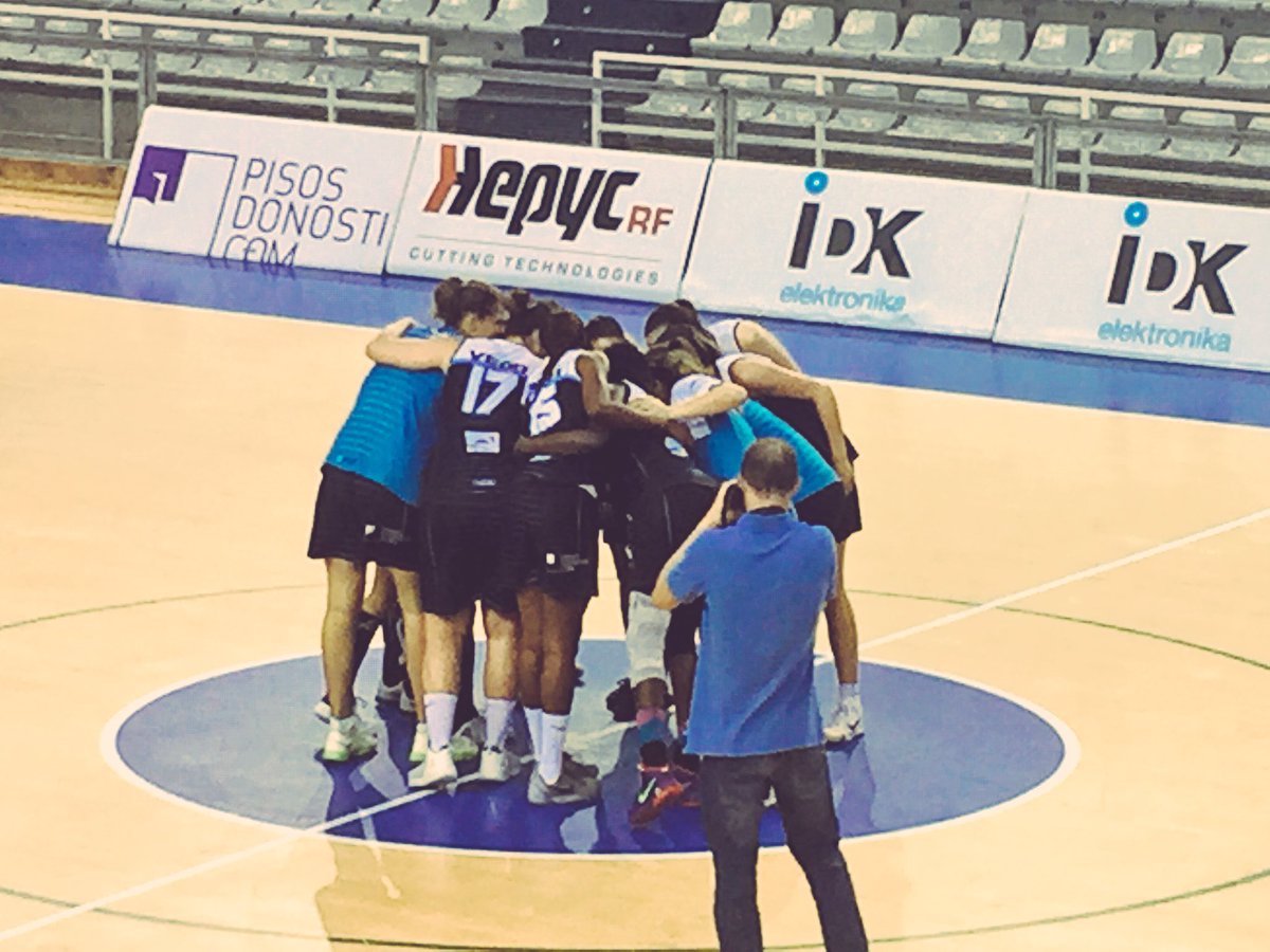 irismorenosanz's tweet photo. ¡Primera victoria! @donostibasket 64-62 @CBBembibrePDM ¡@Gabyocete5 y @giselavega17 liderando al IDK! 🏀🔝✌🏻️ https://t.co/lbsql3uabY
