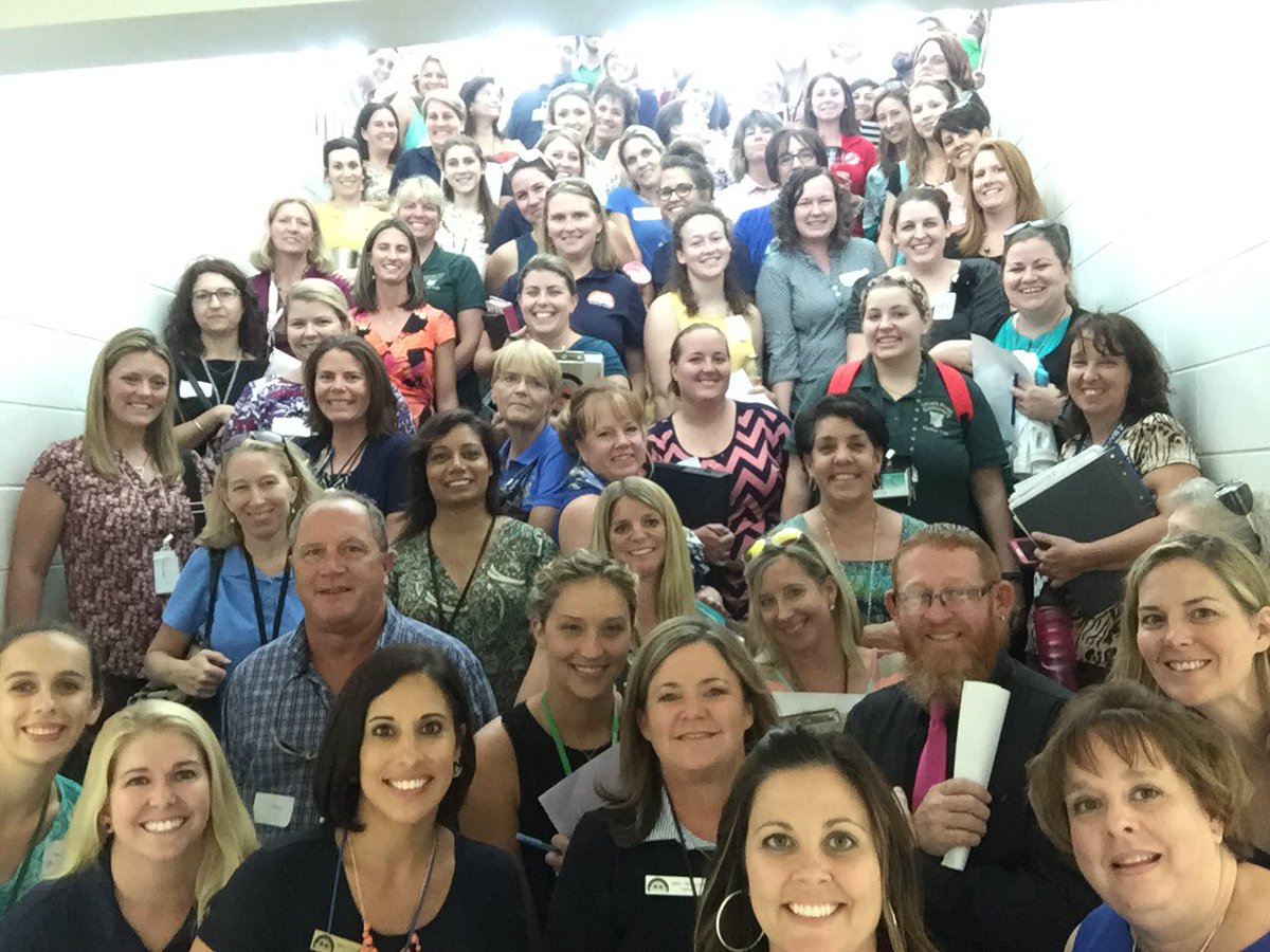 CitrusGrovevcs's tweet image. #vcsedcamp 1st District ERPL ✅ Great day of learning #cgeeagles #vcspln